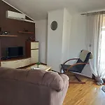 Apartment Peloza 1