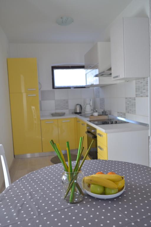 Apartment Peloza 1
